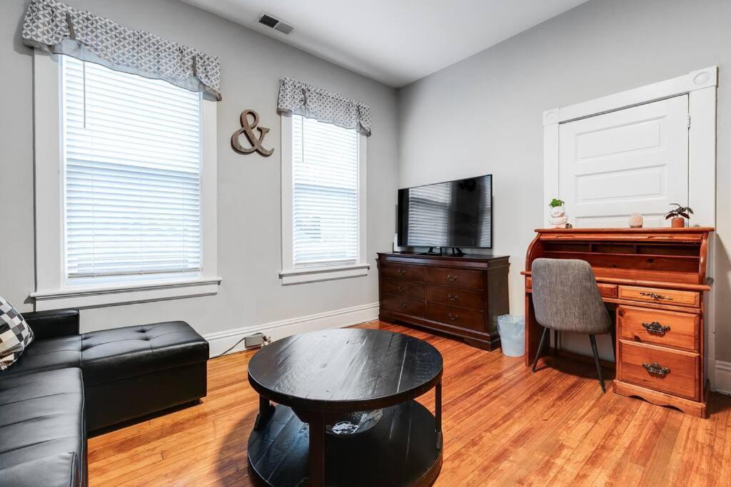 Grand Carytown 5br Fan Fully Fenced Richmond